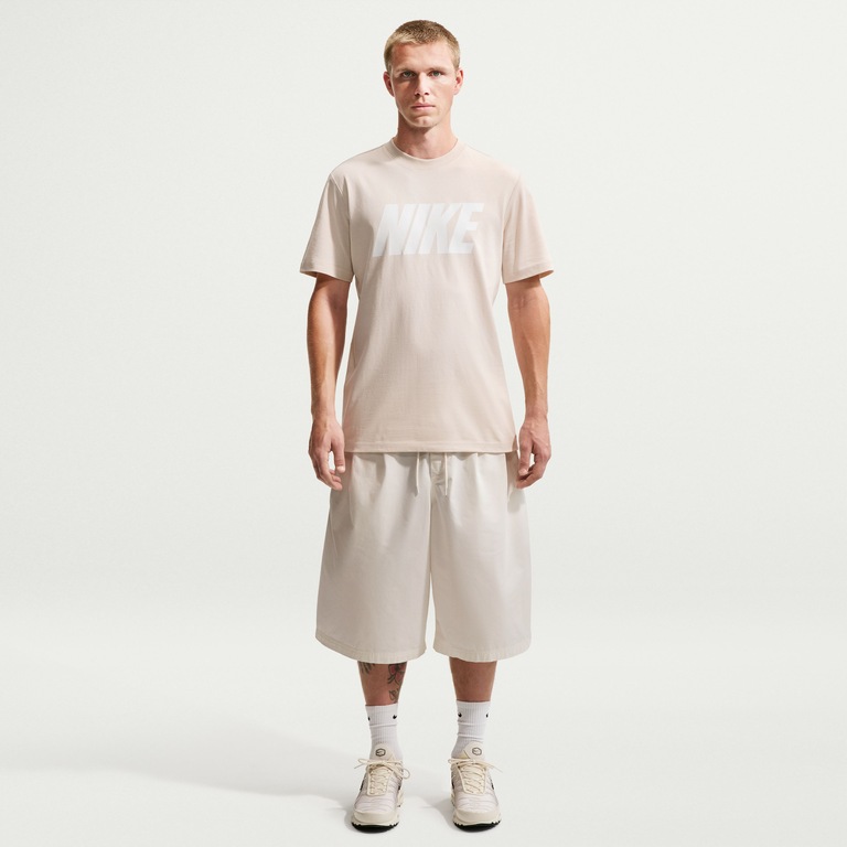 Camiseta Nike Club Varsity Lifestyle Masculina - Foto 3