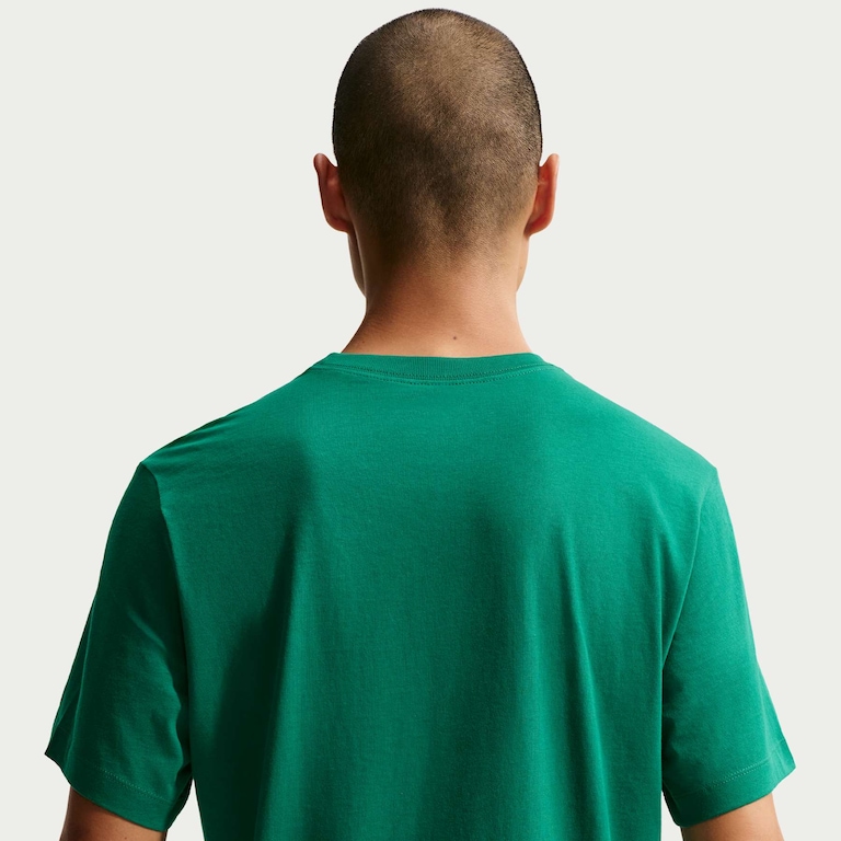 Camiseta Nike Sportswear Celebrate Sport Unissex - Foto 2