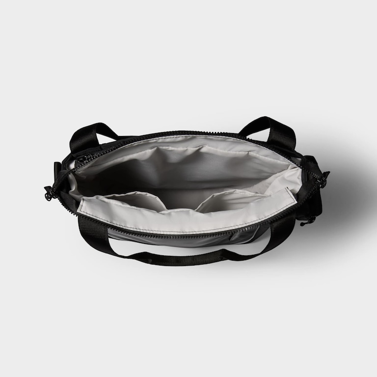 Bolsa Nike Sportswear Commute Tote Reflective Unissex - Foto 5