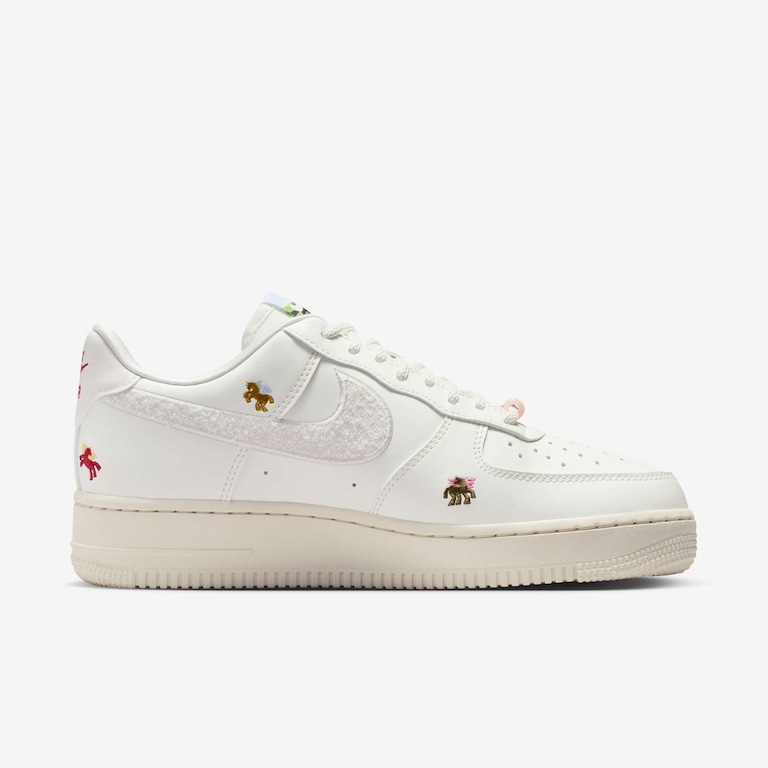 Tênis Nike Air Force 1 ́07 Feminino - Foto 3