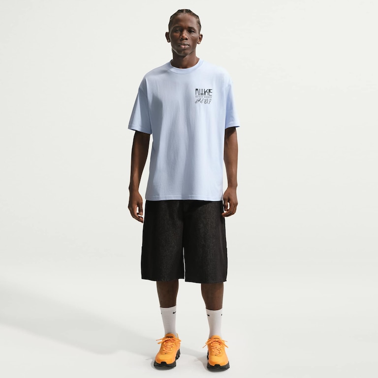 Camiseta Nike Sportswear Swoosh Sounds Unissex - Foto 4