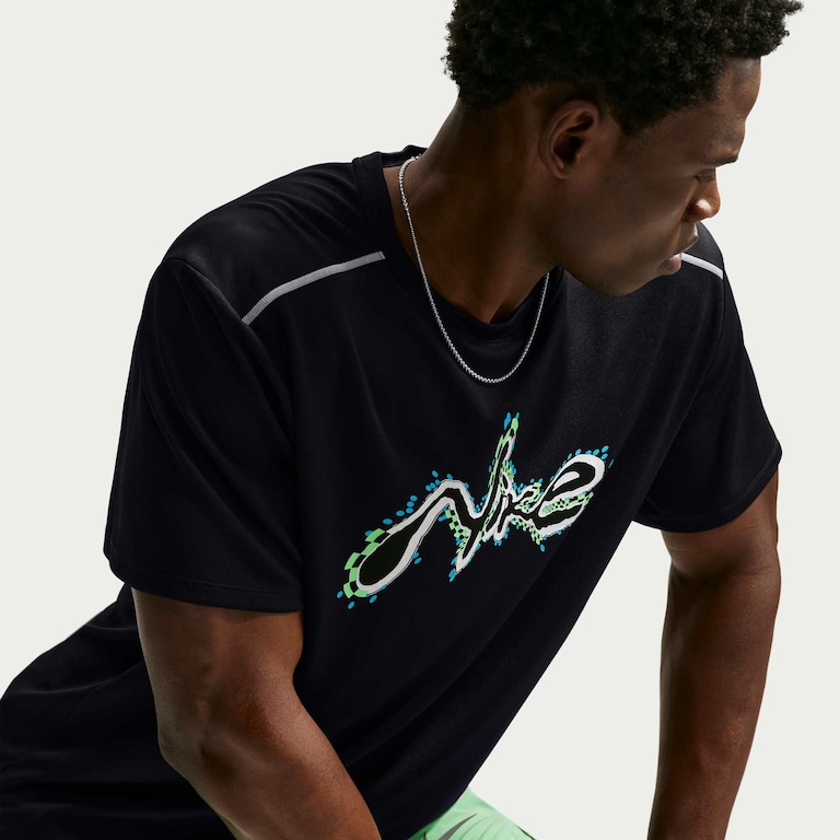 Camiseta Dri-FIT Nike UV Miler Masculino - Foto 3