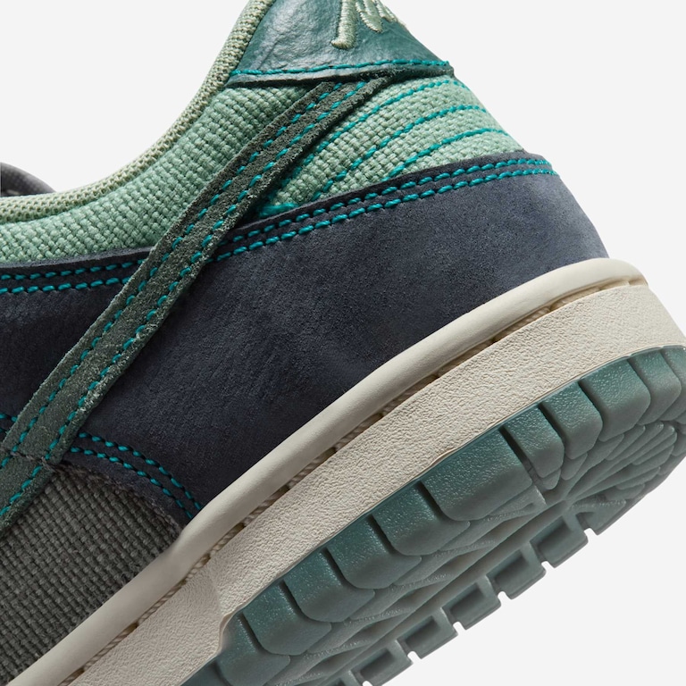 Tênis Nike Dunk Low LV8 Infantil - Foto 8