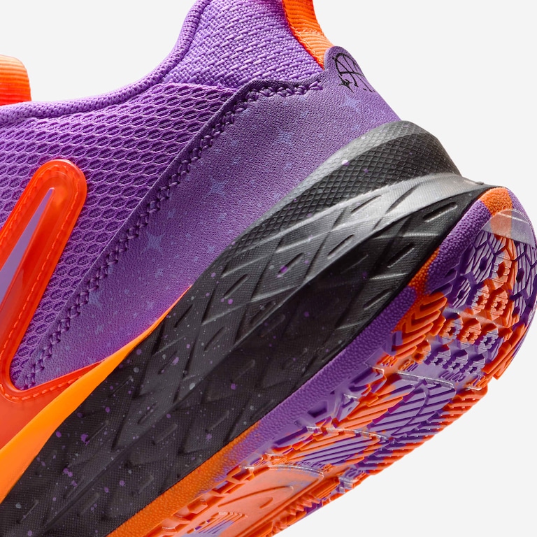 Tênis Nike Team Hustle D12 SE Infantil - Foto 8