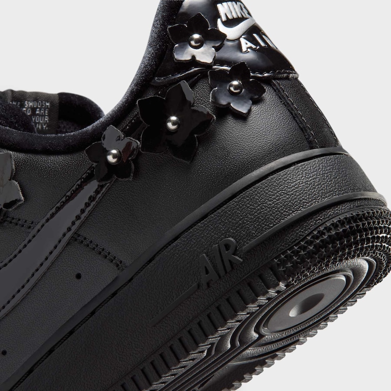 Tênis Nike Air Force 1 '07 SE Feminino - Foto 8