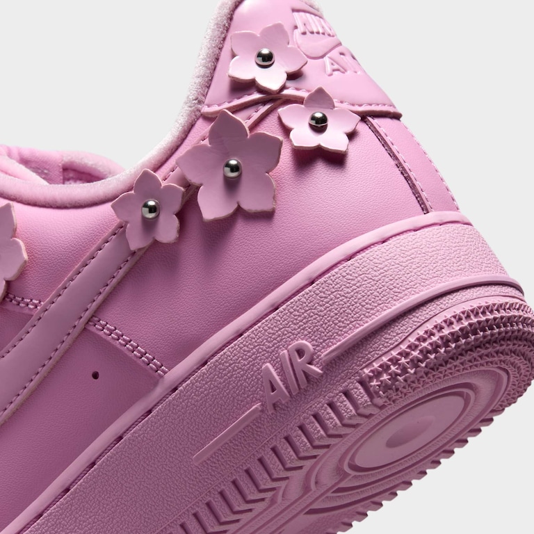 Tênis Nike Air Force 1 '07 SE Feminino - Foto 8