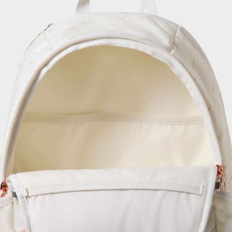 Mochila Nike Heritage Sweep Unissex - Foto 5