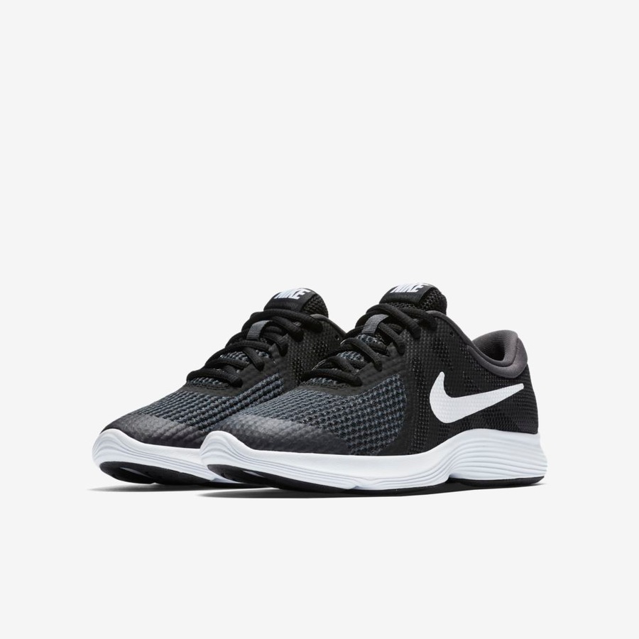 nike revolution 4 gs