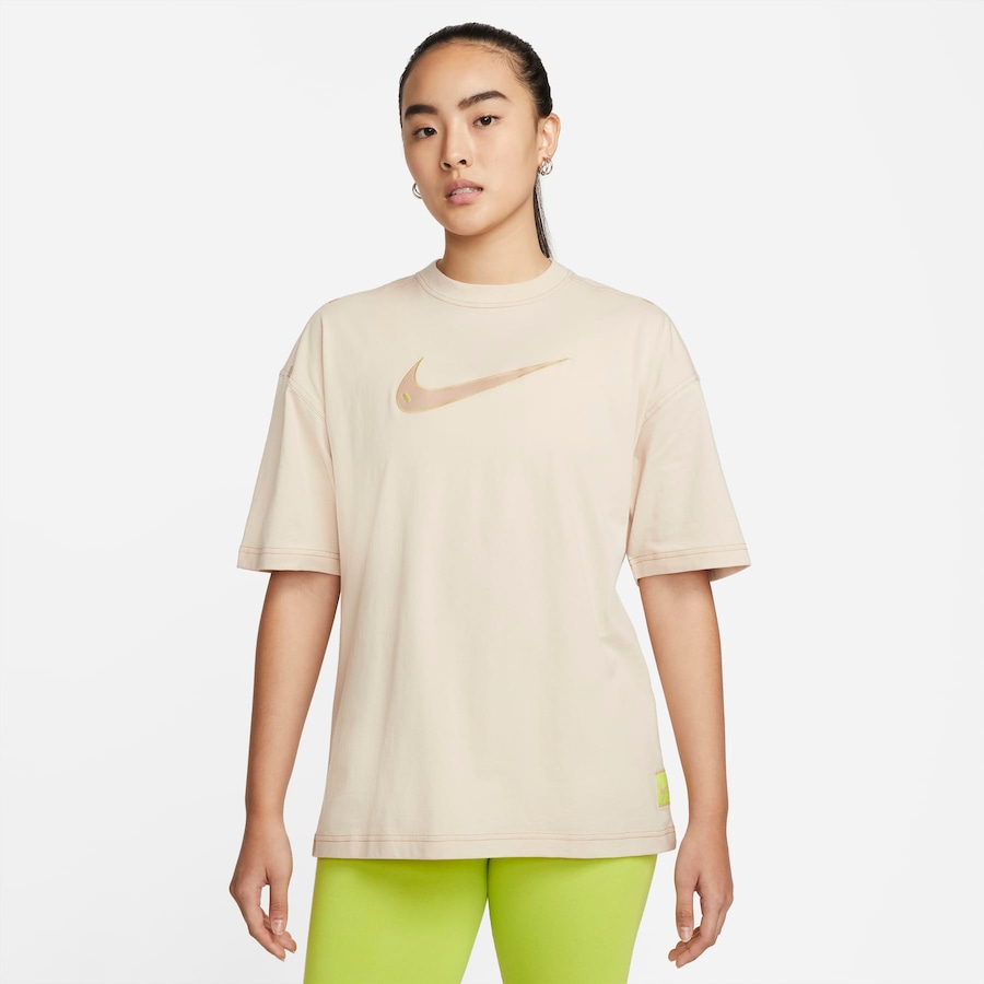 Plus Size - Camiseta Nike Sportswear Essential Futura Feminina - Nike