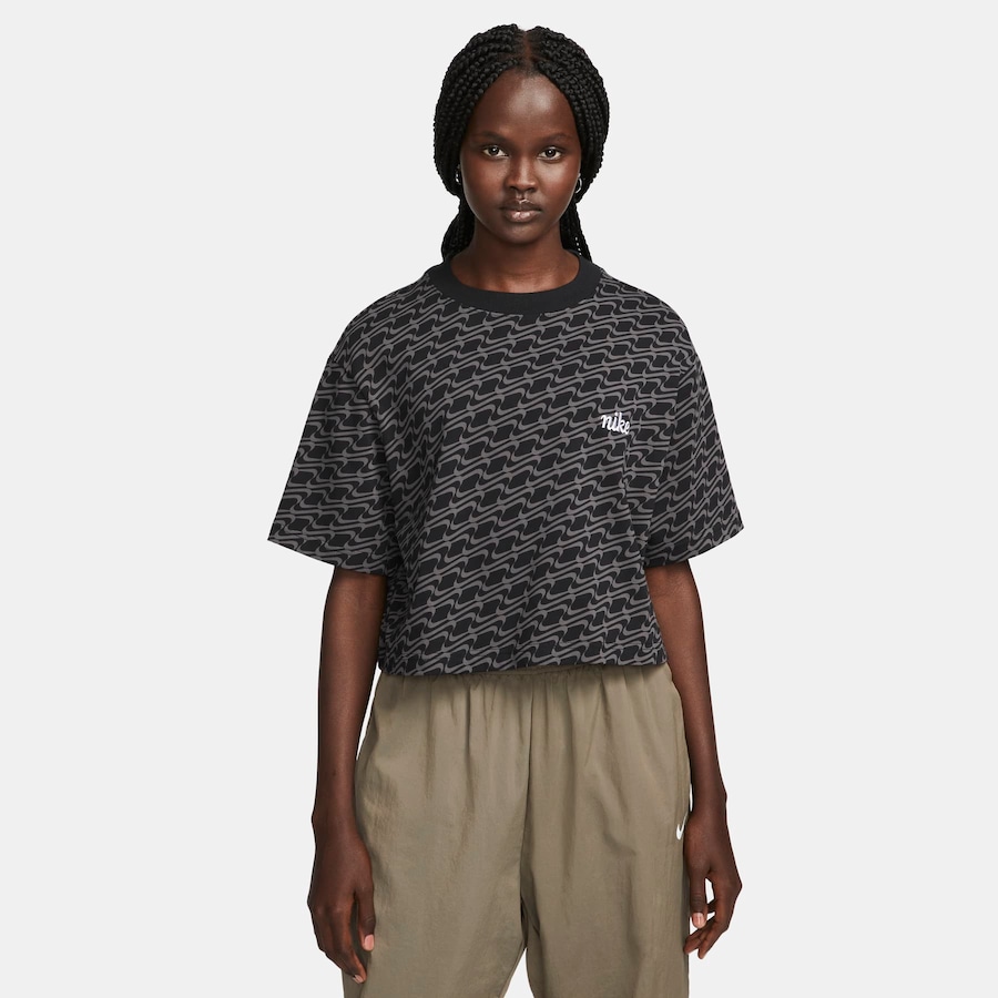 Camiseta Nike Sportswear Icon Clash Feminina - Escorrega o Preço