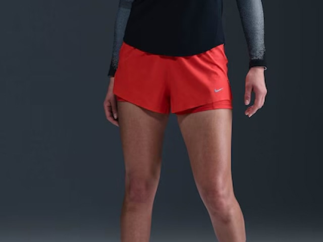 Shorts Nike Dri-FIT Swift Feminino