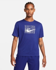 Camiseta Nike Dri-FIT Miler D.Y.E.