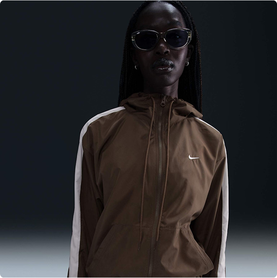 Jaqueta Nike Sportswear Essential Feminina