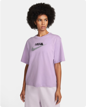 Camiseta Nike Sportswear Boxy Feminina