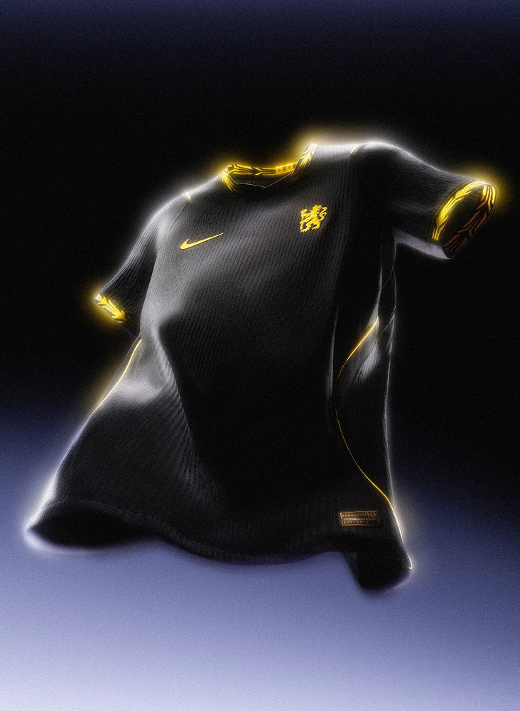 Camisa de fora do Chelsea inteira, preta com detalhes em dourado