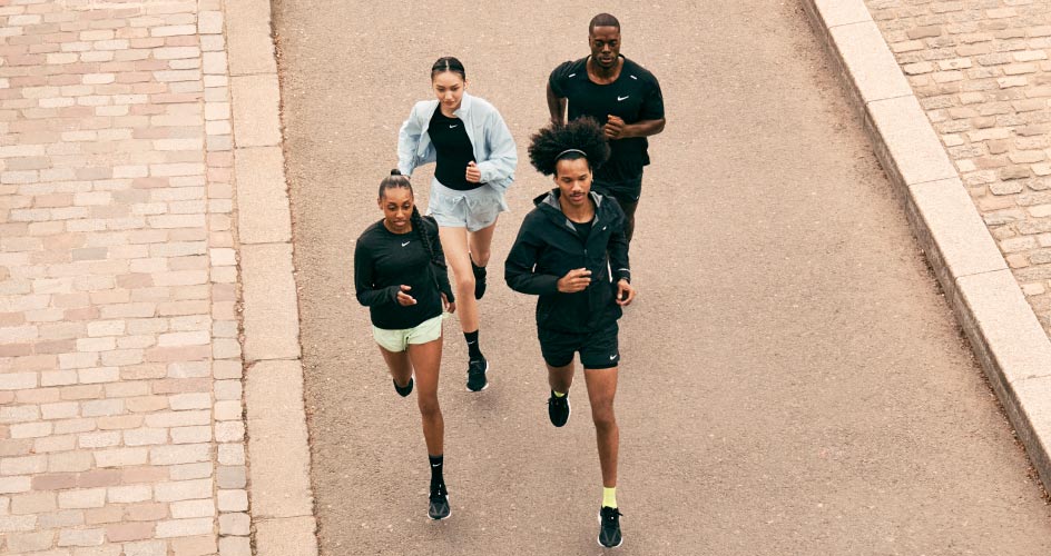 Imagem de pessoas correndo