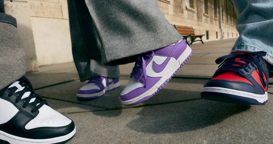 Tenis nike com n do lado top